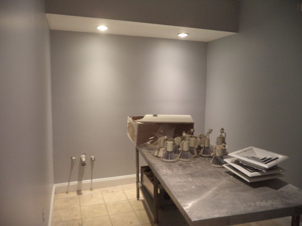 Interior, Recessed Lighting