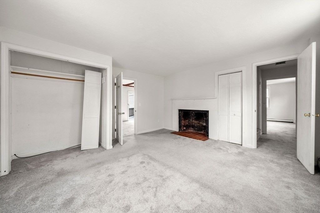 Empty room, Fireplace, Interior