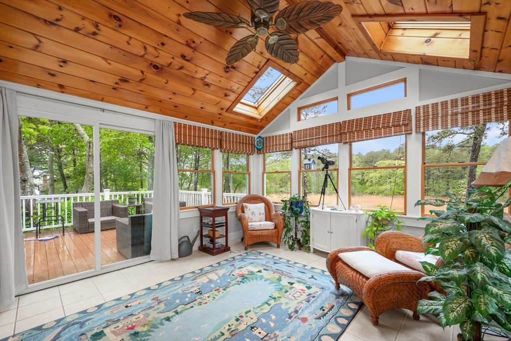 Interior, Sun Room, Wooden Beams, Wooden Ceilings