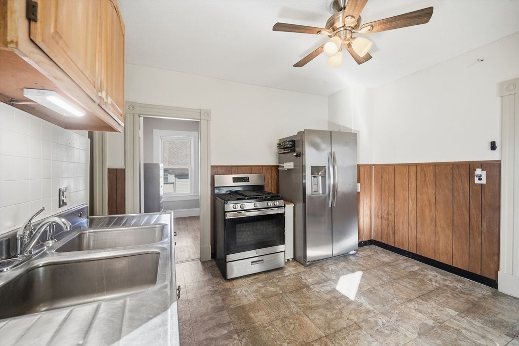 Interior, Kitchen, Stainless Steel Appliances