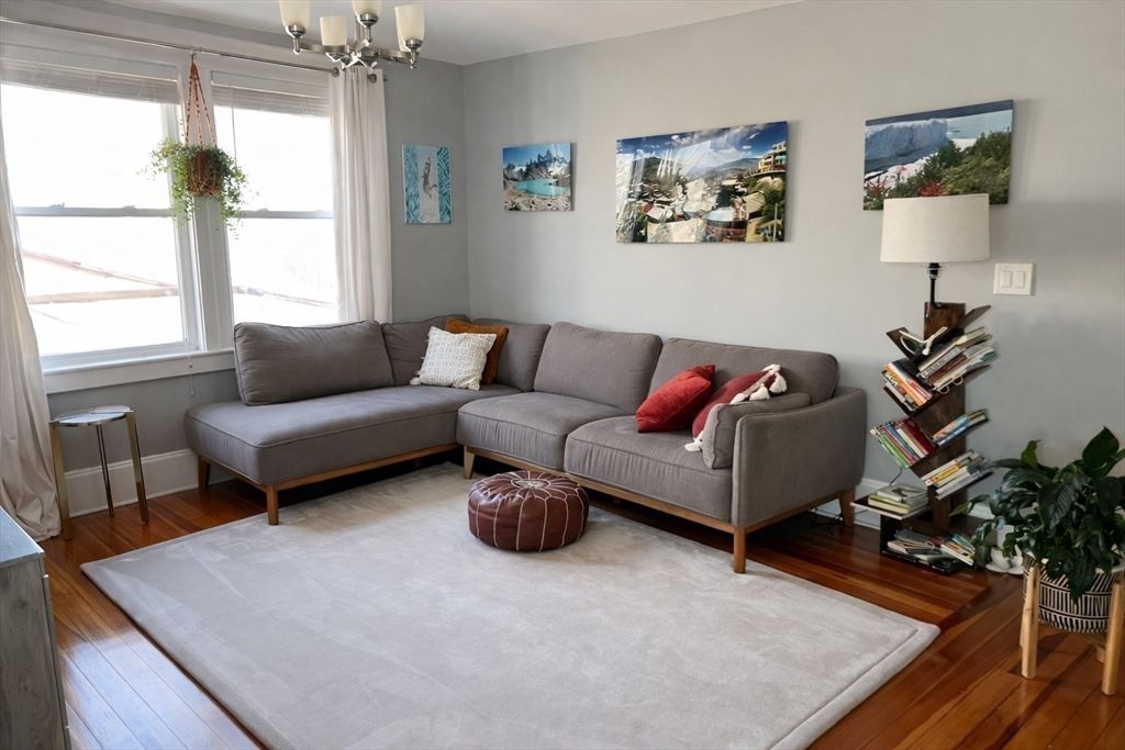 Chandelier, Interior, Living room, Wood Texture Flooring