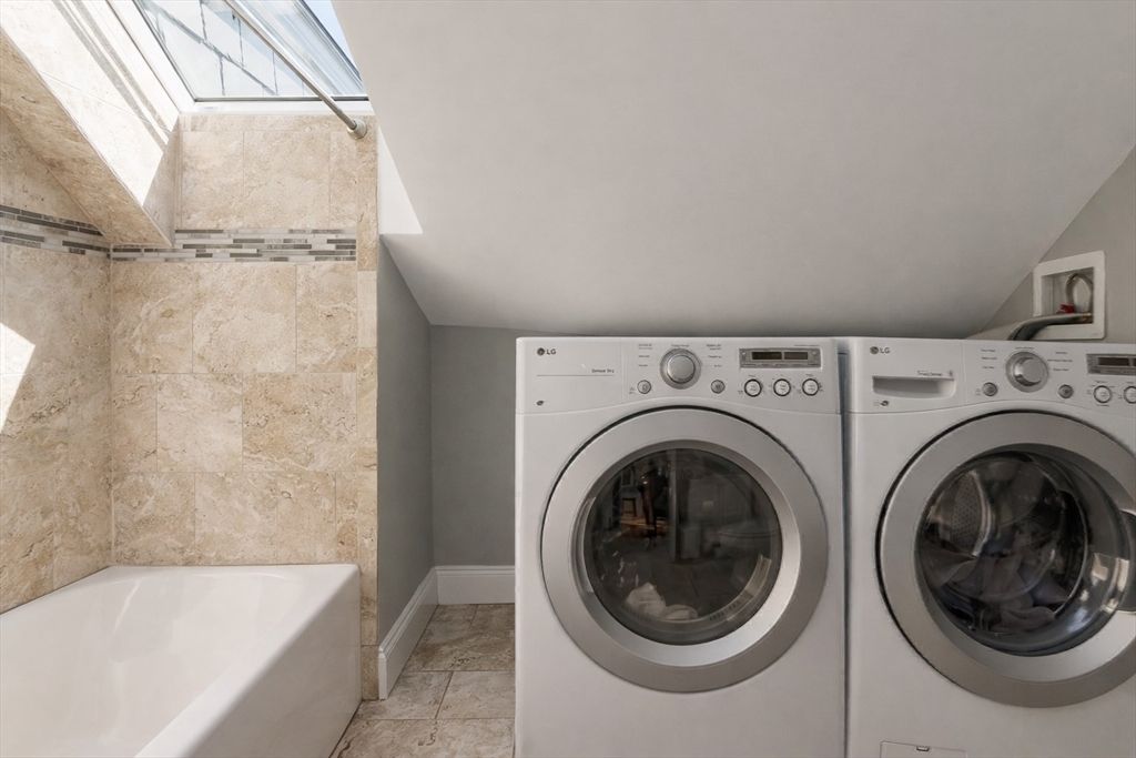 Interior, Utility Closets, Washer