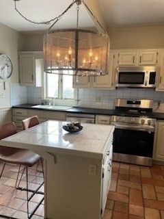 Interior, Kitchen, Stainless Steel Appliances