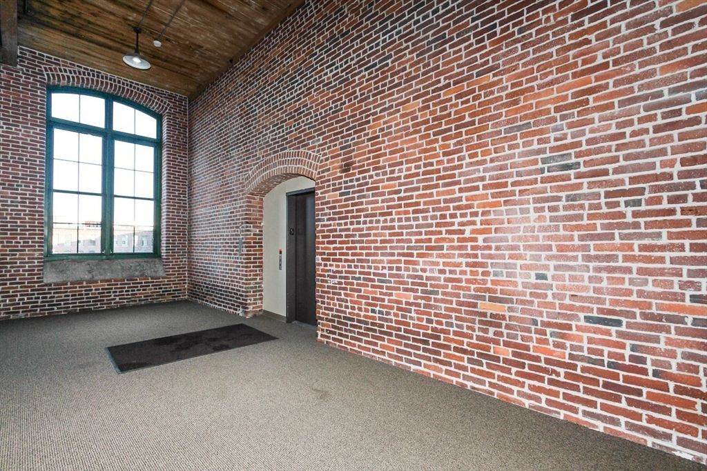 Empty room, Interior, Stone Walls, Wooden Ceilings
