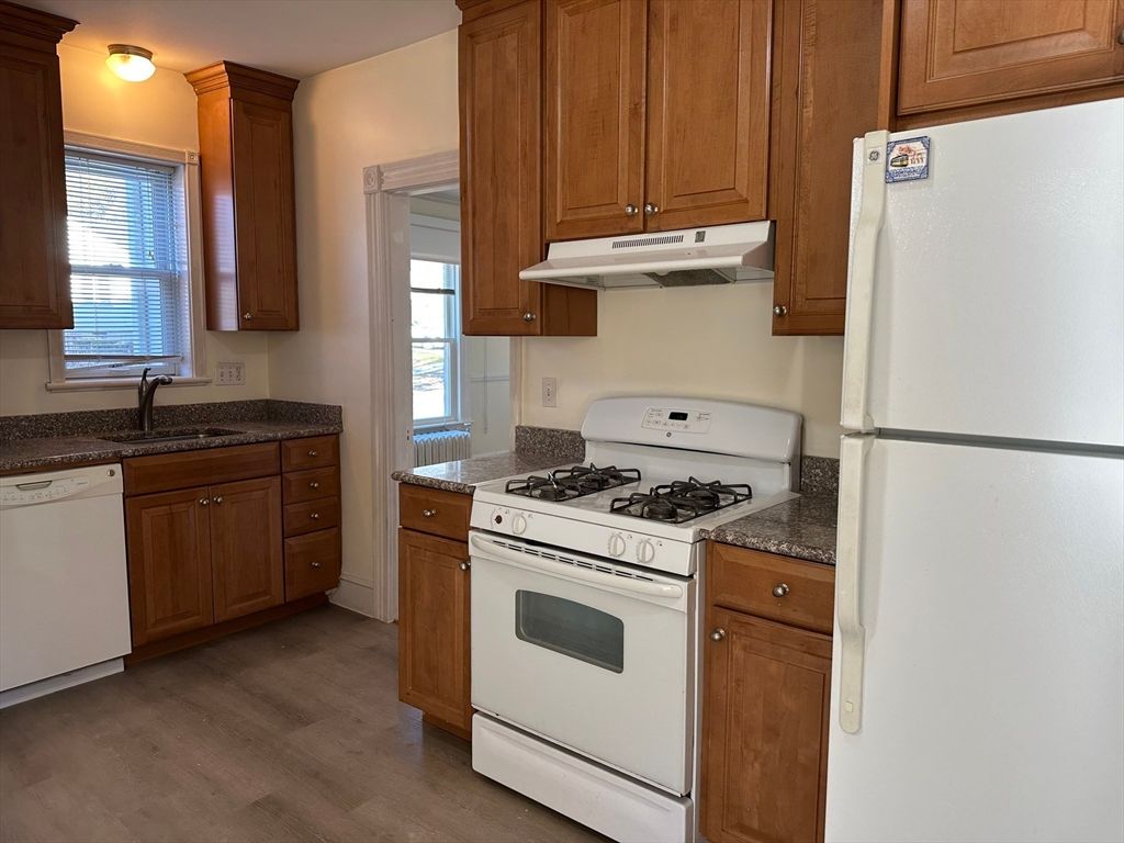 Interior, Kitchen, Wood Texture Flooring
