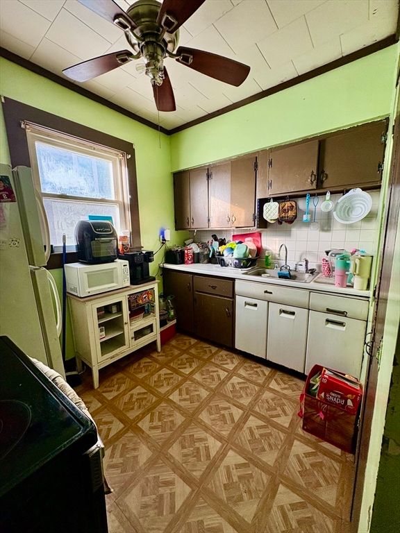Interior, Kitchen, Wood Texture Flooring