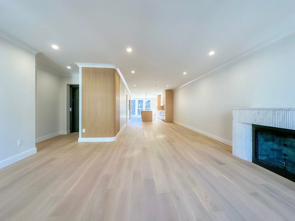 Elevator, Interior, Wood Texture Flooring