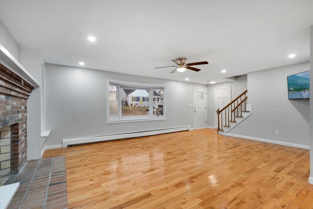 Empty room, Fireplace, Interior, Recessed Lighting, Wood Texture Flooring