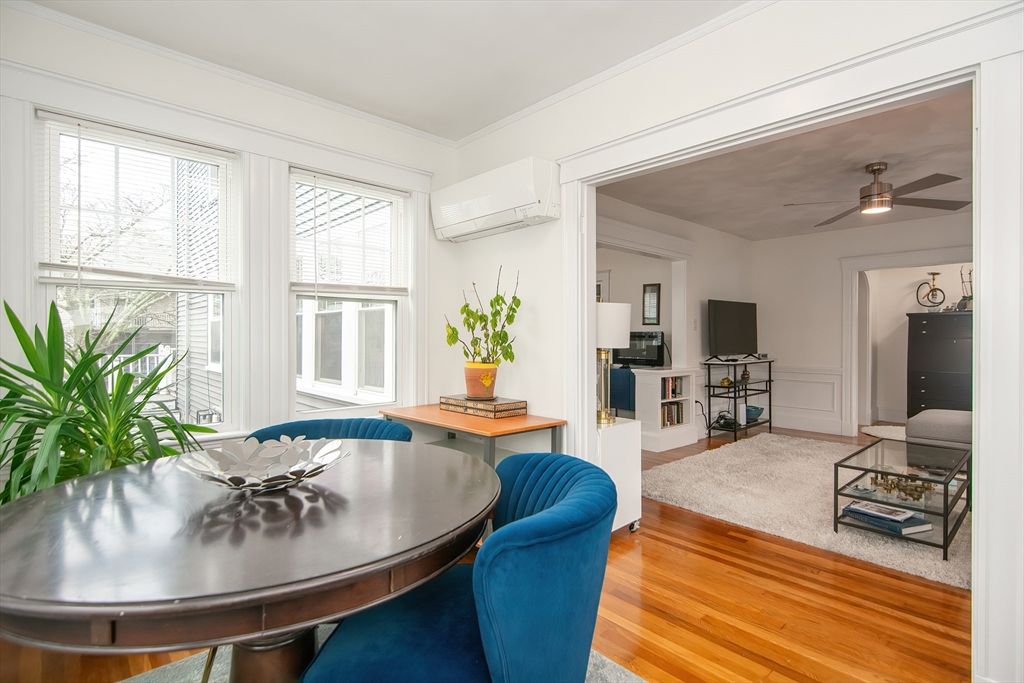 Dining room, Interior, Wood Texture Flooring