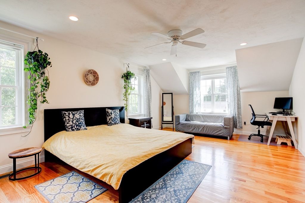 Bedroom, Home Office, Interior, Recessed Lighting, Wood Texture Flooring