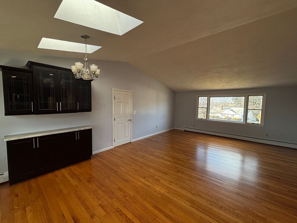 Chandelier, Empty room, Interior, Wood Texture Flooring