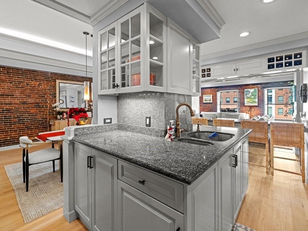 Dining room, Interior, Kitchen, Pendant Lights, Recessed Lighting, Stone Walls, Wood Texture Flooring