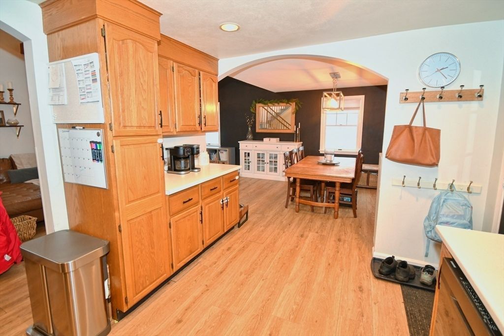 Dining room, Interior, Pendant Lights, Recessed Lighting, Wood Texture Flooring