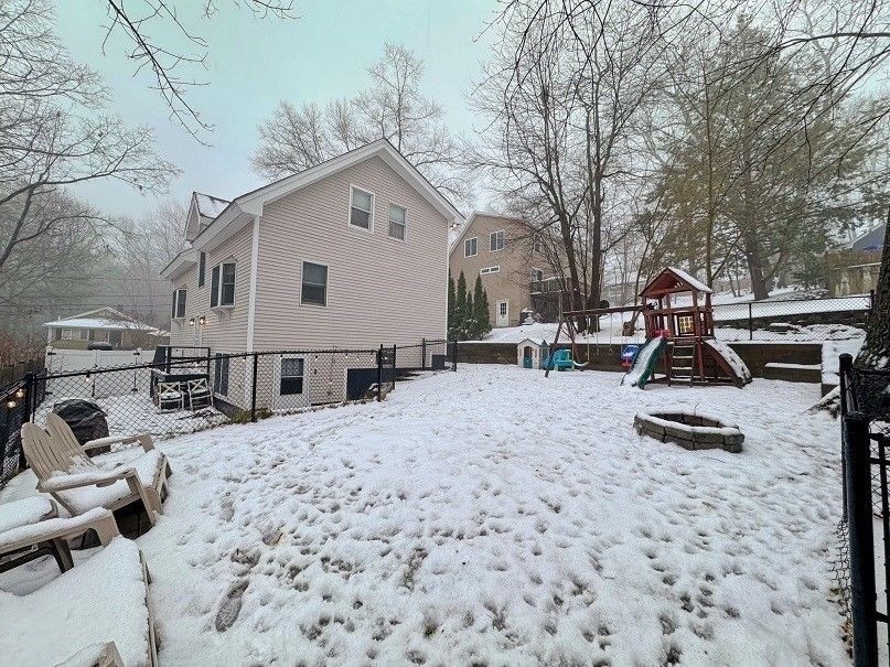 Backyard, Exterior, Playground