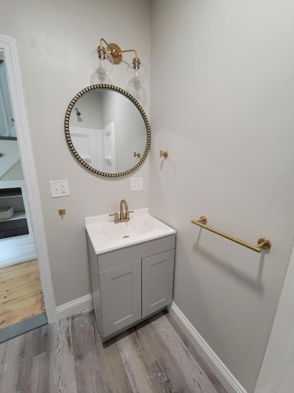 Bathroom, Interior, Wood Texture Flooring