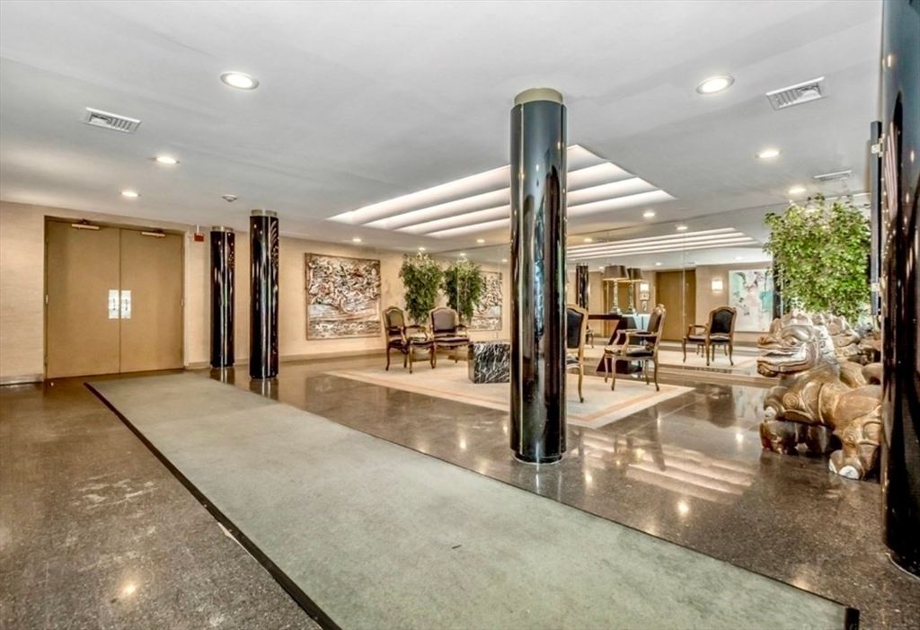 Interior, Recessed Lighting