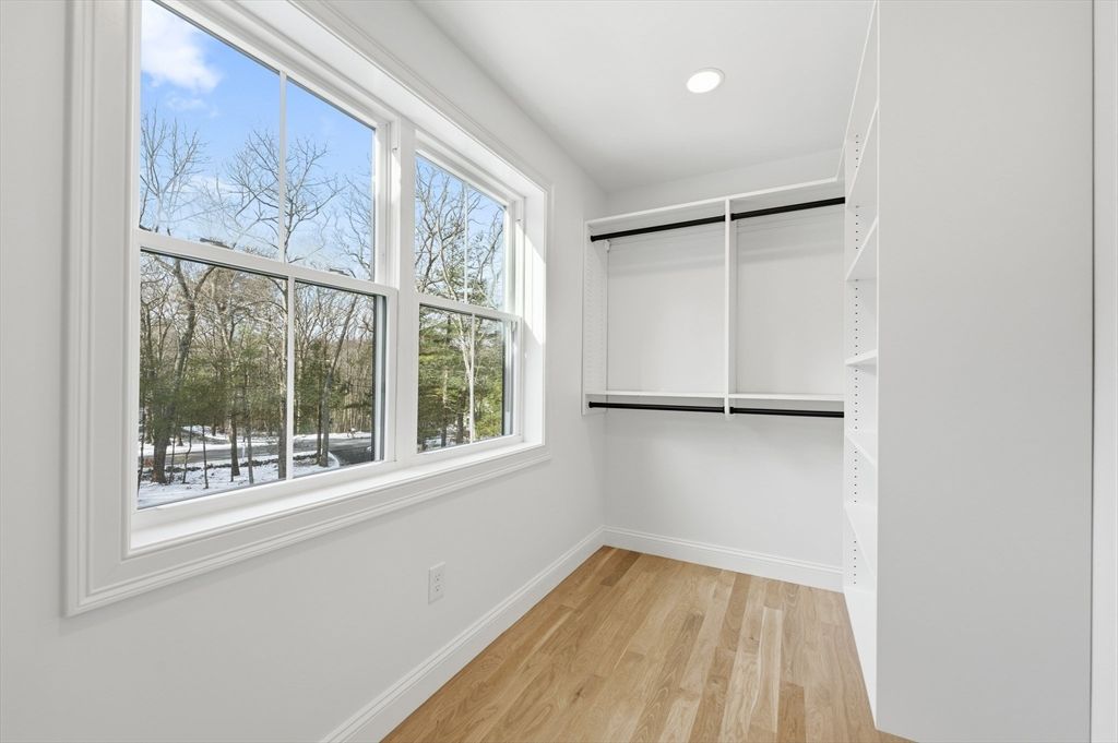 Empty room, Interior, Recessed Lighting, Walk-in Closets, Wood Texture Flooring