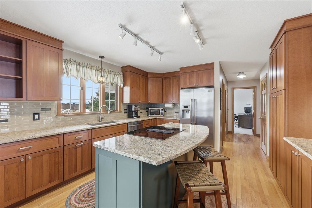 Interior, Kitchen, Pendant Lights, Stainless Steel Appliances, Wood Texture Flooring