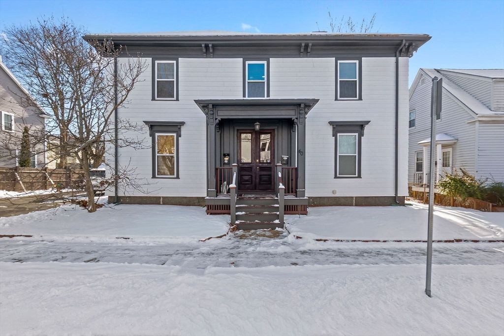 Exterior, Facade, Georgian