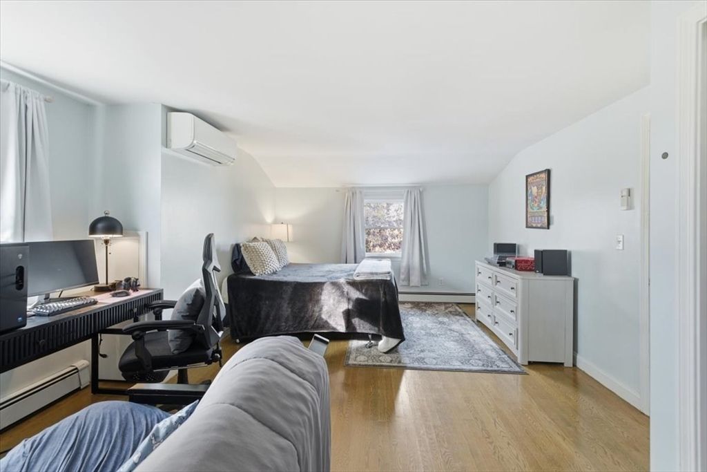 Bedroom, Home Office, Interior, Wood Texture Flooring