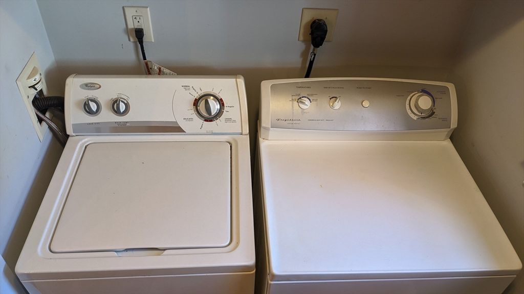 Interior, Utility Closets, Washer