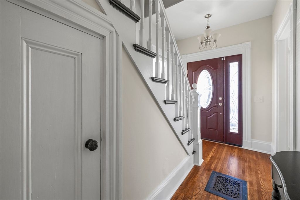 Chandelier, Interior, Wood Texture Flooring