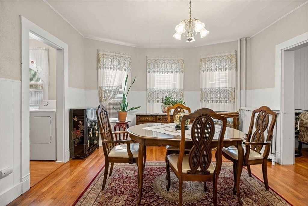Chandelier, Dining room, Interior, Pendant Lights, Wood Texture Flooring