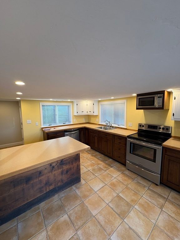 Interior, Kitchen, Recessed Lighting