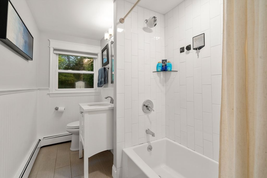 Bathroom, Interior, Wood Texture Flooring