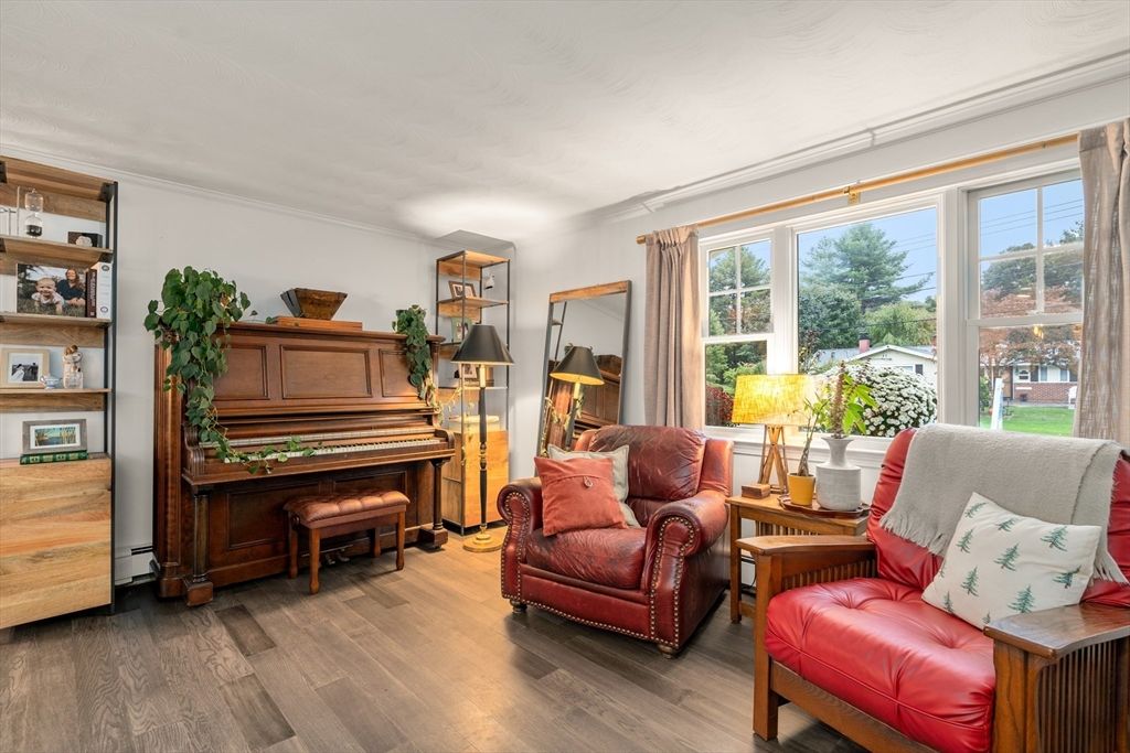 Interior, Living room, Piano, Wood Texture Flooring