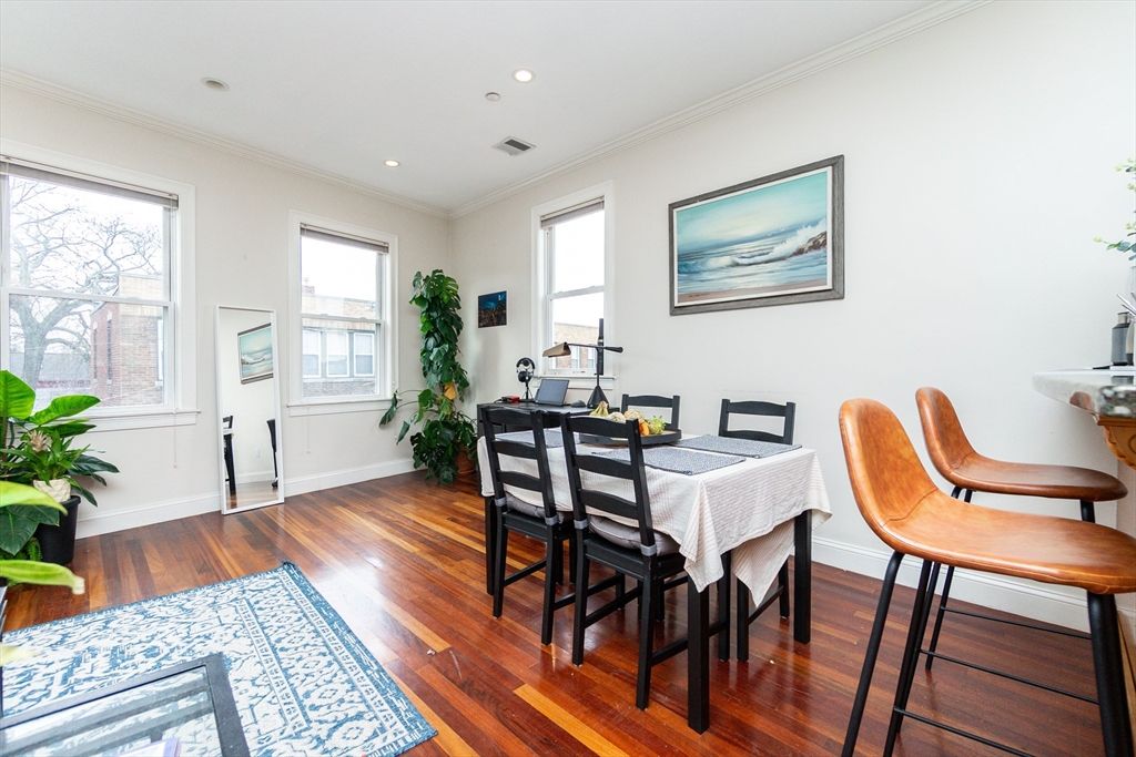 Dining room, Interior, Recessed Lighting, Wood Texture Flooring