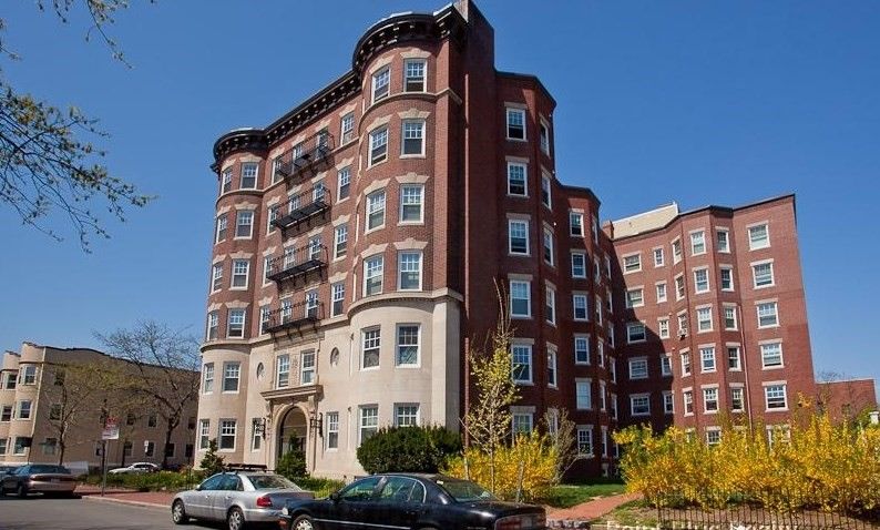 Exterior, Facade, Condo Building