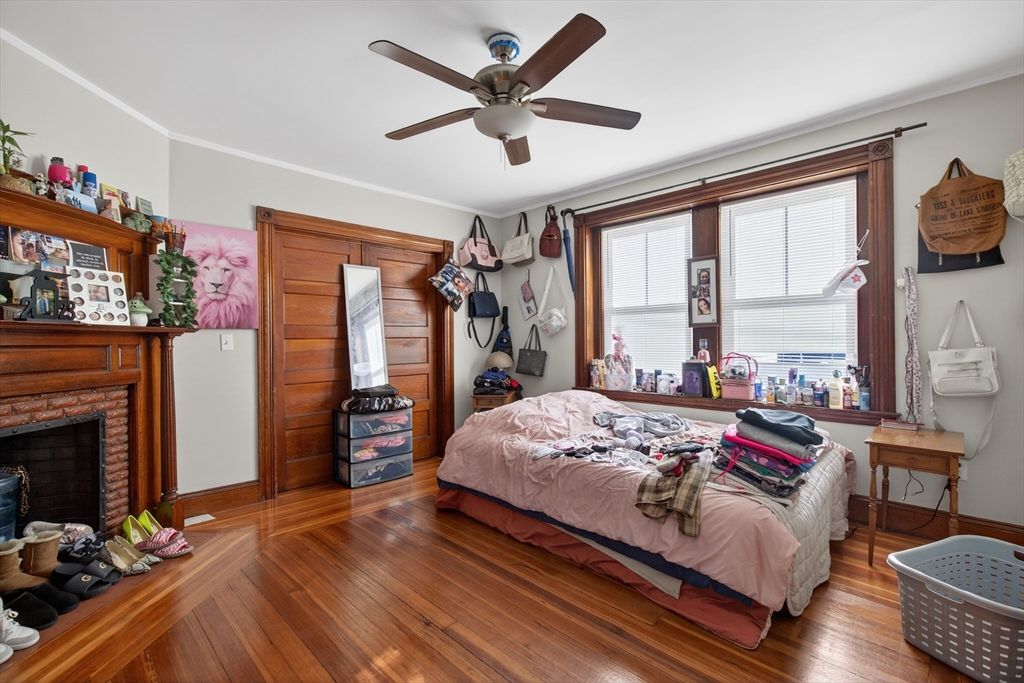 Bedroom, Fireplace, Interior, Wood Texture Flooring