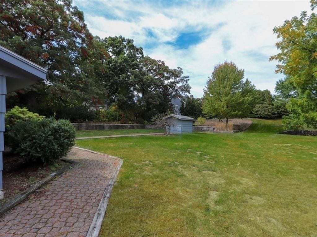 Backyard, Detached Garage, Exterior