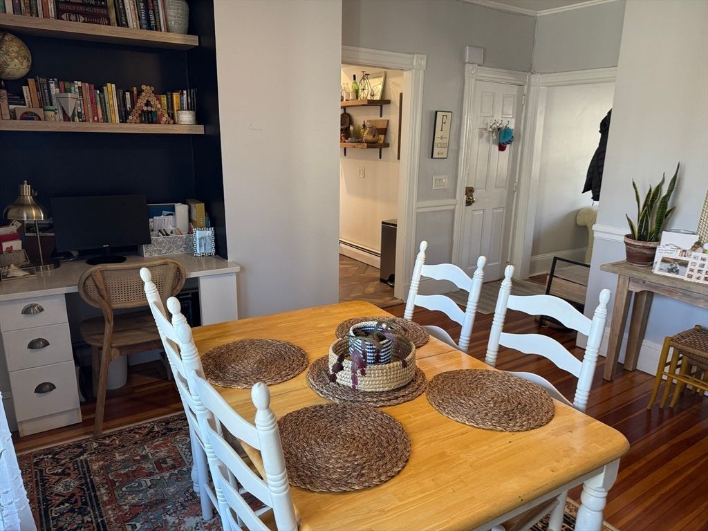 Dining room, Interior, Wood Texture Flooring