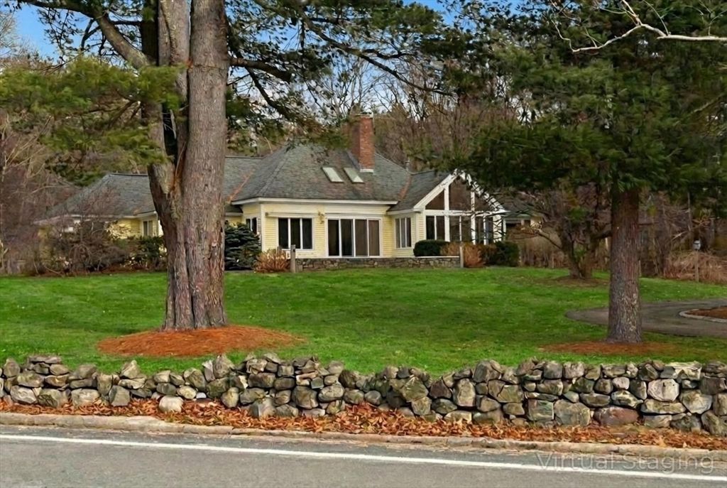 Backyard, Exterior, Facade, Cape Cod