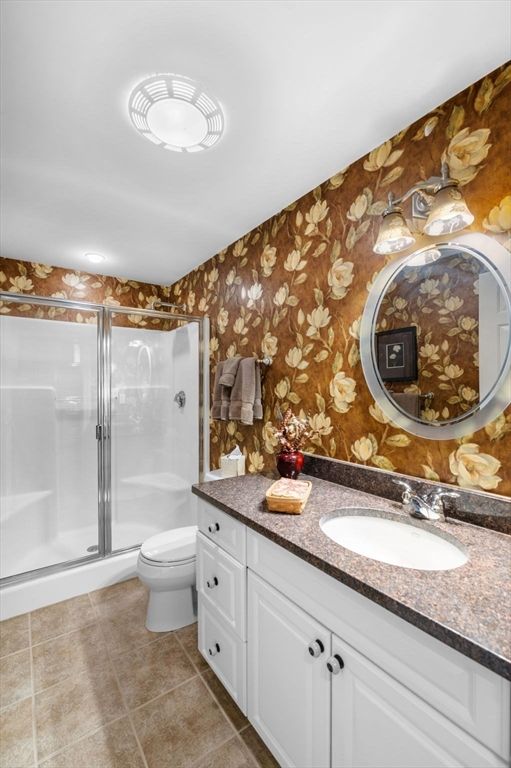 Bathroom, Dual Sink Vanities, Glass Shower, Interior