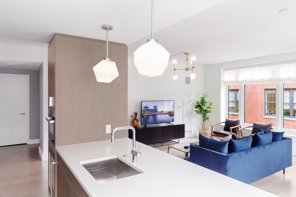 Interior, Kitchen, Living room, Pendant Lights, Wood Texture Flooring