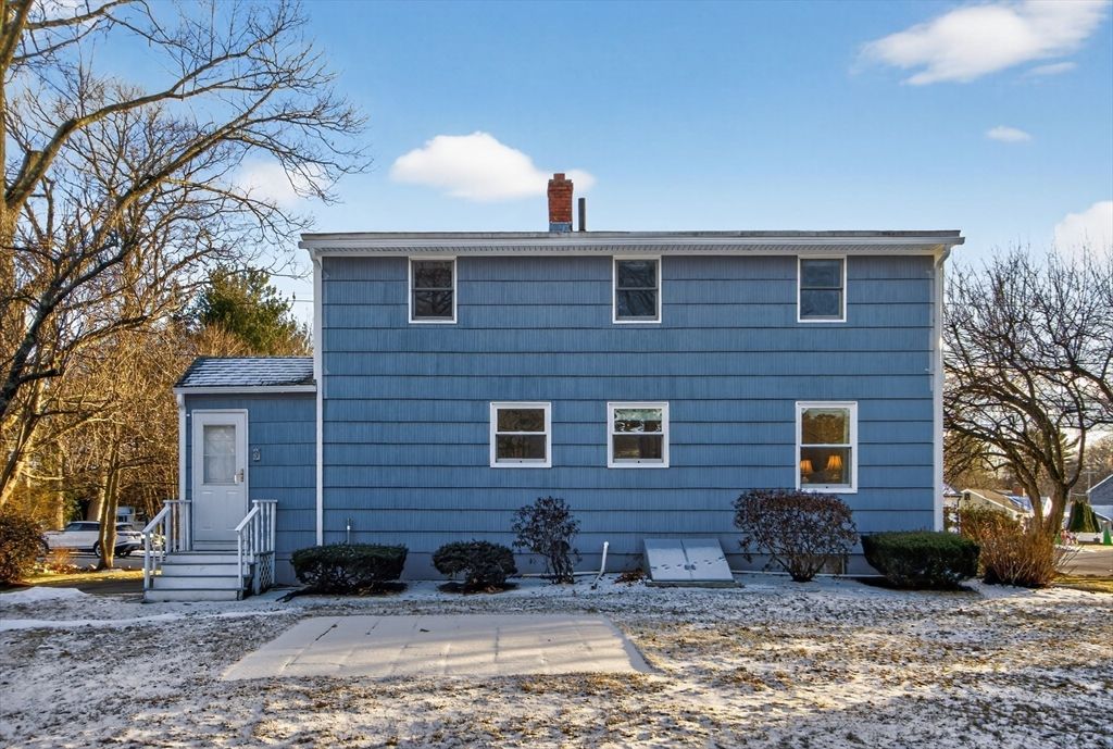 Exterior, Facade, Georgian