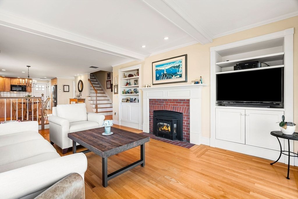 Dining room, Fireplace, Interior, Kitchen, Living room, Pendant Lights, Recessed Lighting, Wood Texture Flooring