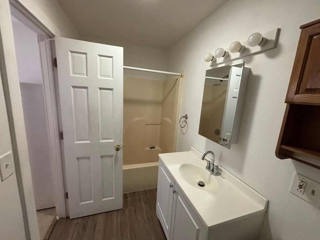 Bathroom, Dual Sink Vanities, Interior, Wood Texture Flooring