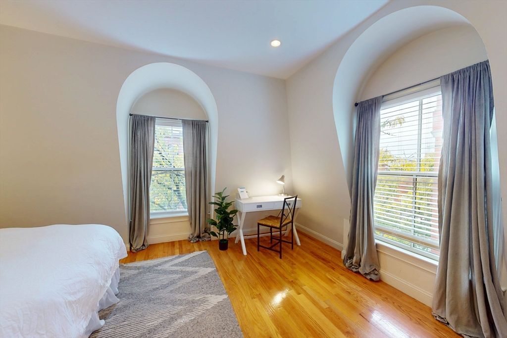 Bedroom, Home Office, Interior, Recessed Lighting, Wood Texture Flooring