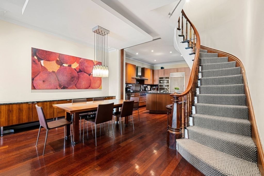 Dining room, Interior, Kitchen, Pendant Lights, Recessed Lighting, Stainless Steel Appliances, Wood Texture Flooring