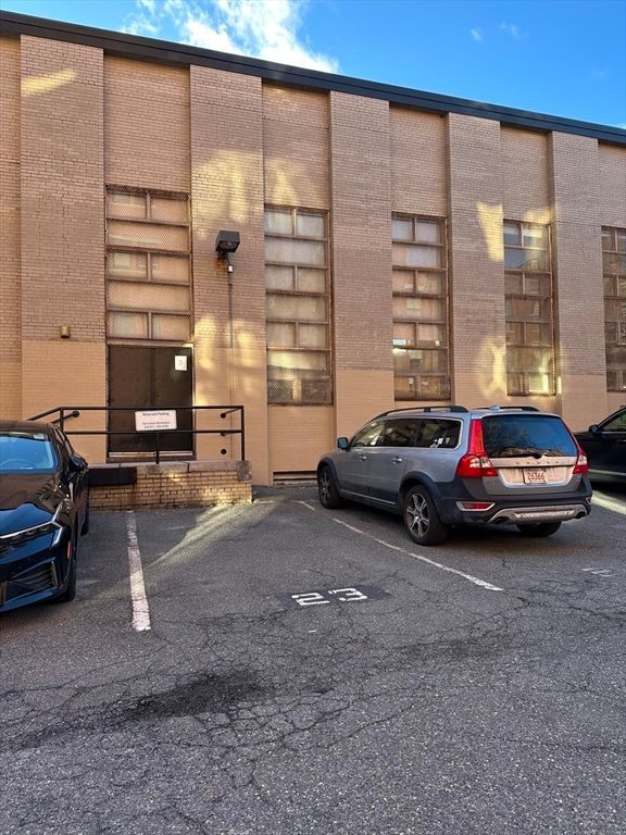 Exterior, Facade, Condo Building