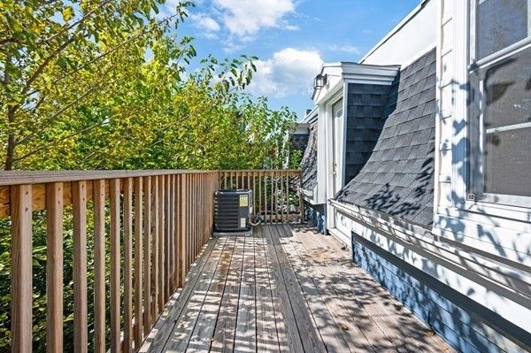 Exterior, Wood Texture Flooring