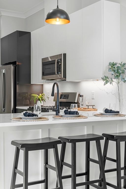 Interior, Kitchen, Pendant Lights, Stainless Steel Appliances