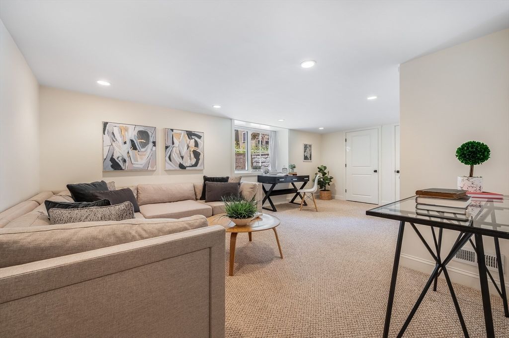 Dining room, Interior, Living room, Recessed Lighting