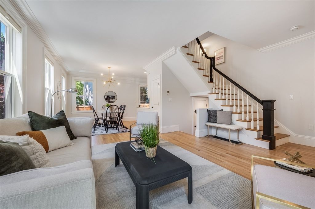 Dining room, Interior, Living room, Pendant Lights, Wood Texture Flooring