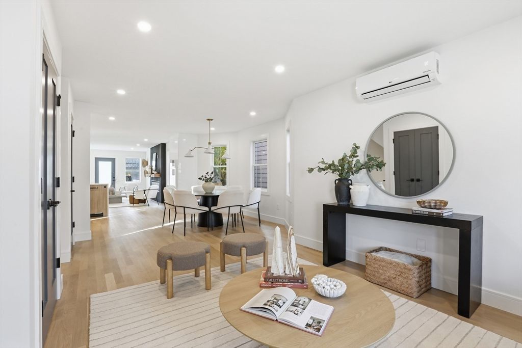 Dining room, Interior, Pendant Lights, Recessed Lighting, Wood Texture Flooring