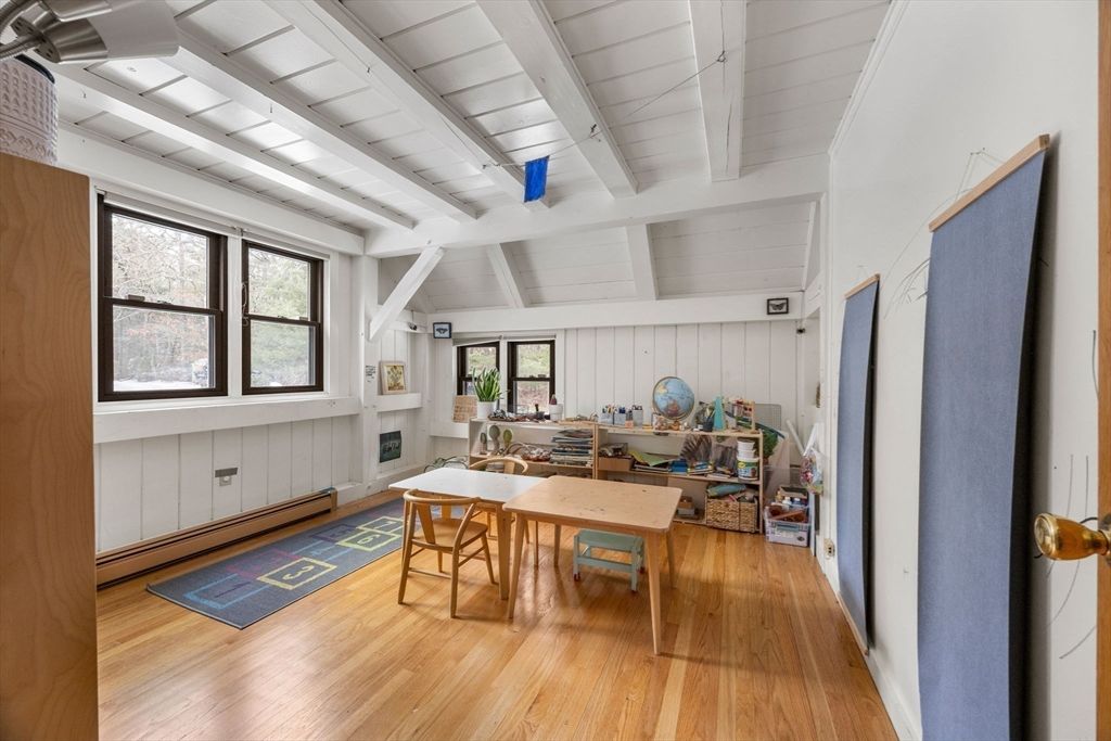 Dining room, Fireplace, Interior, Wood Texture Flooring
